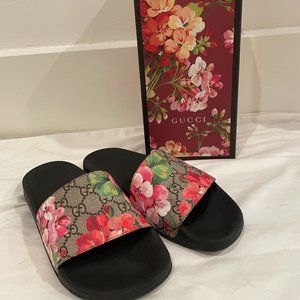 Gucci Bloom Slides Size 38